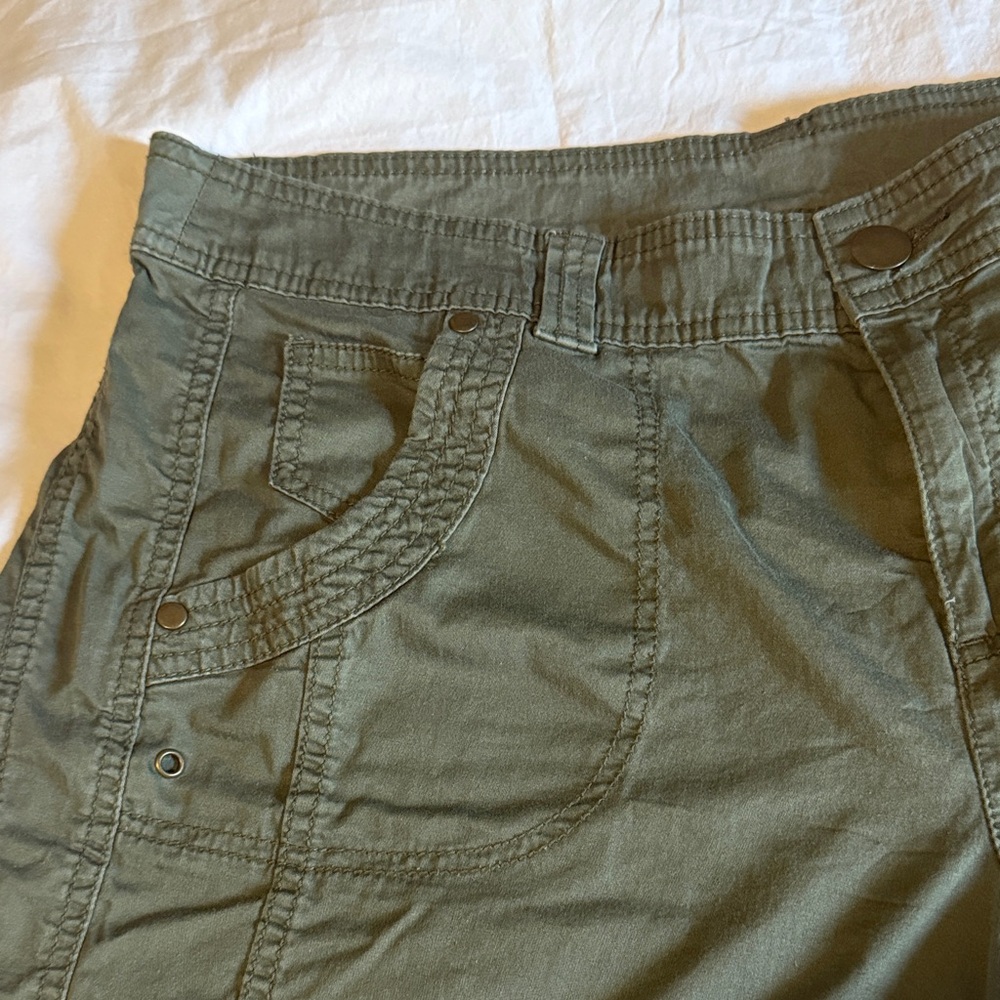 Style & Co Olive Cargo Shorts for Women - Picture 2 of 5